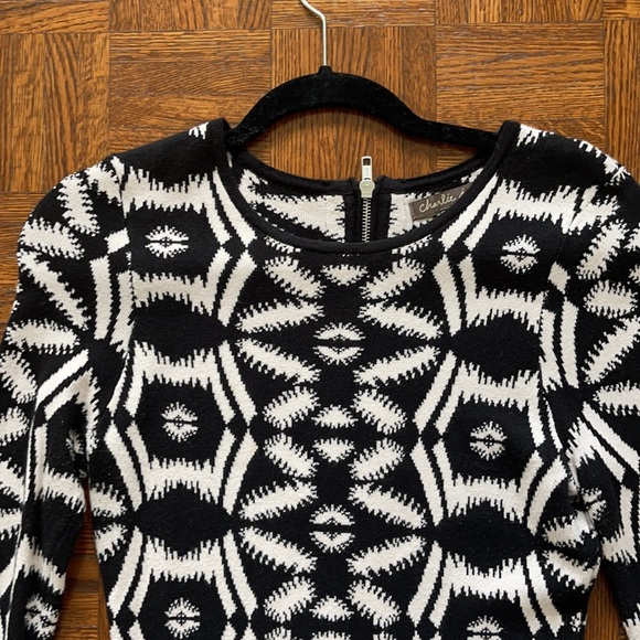 Charlie Jade L/S Dress - Picture 2 of 4